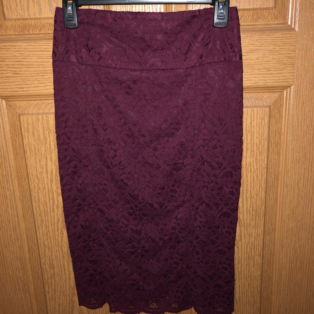 Burgundy express pencil skirt